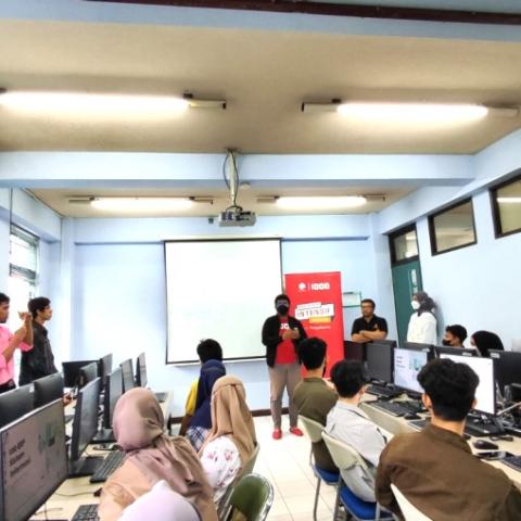 FTI UMBY Gelar Bootcamp Kelas Android Programmer, Jadi Pilot Project Sekolah Beta