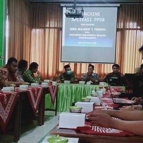 TIM PKM UMBY Wujudkan Sistem PPDB di SMK Ma’arif 1 Temon